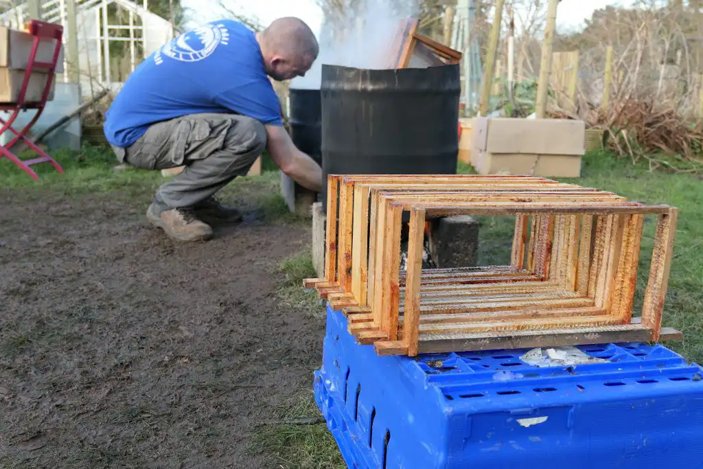 استریل کردن و ضد عفونی قاب ها